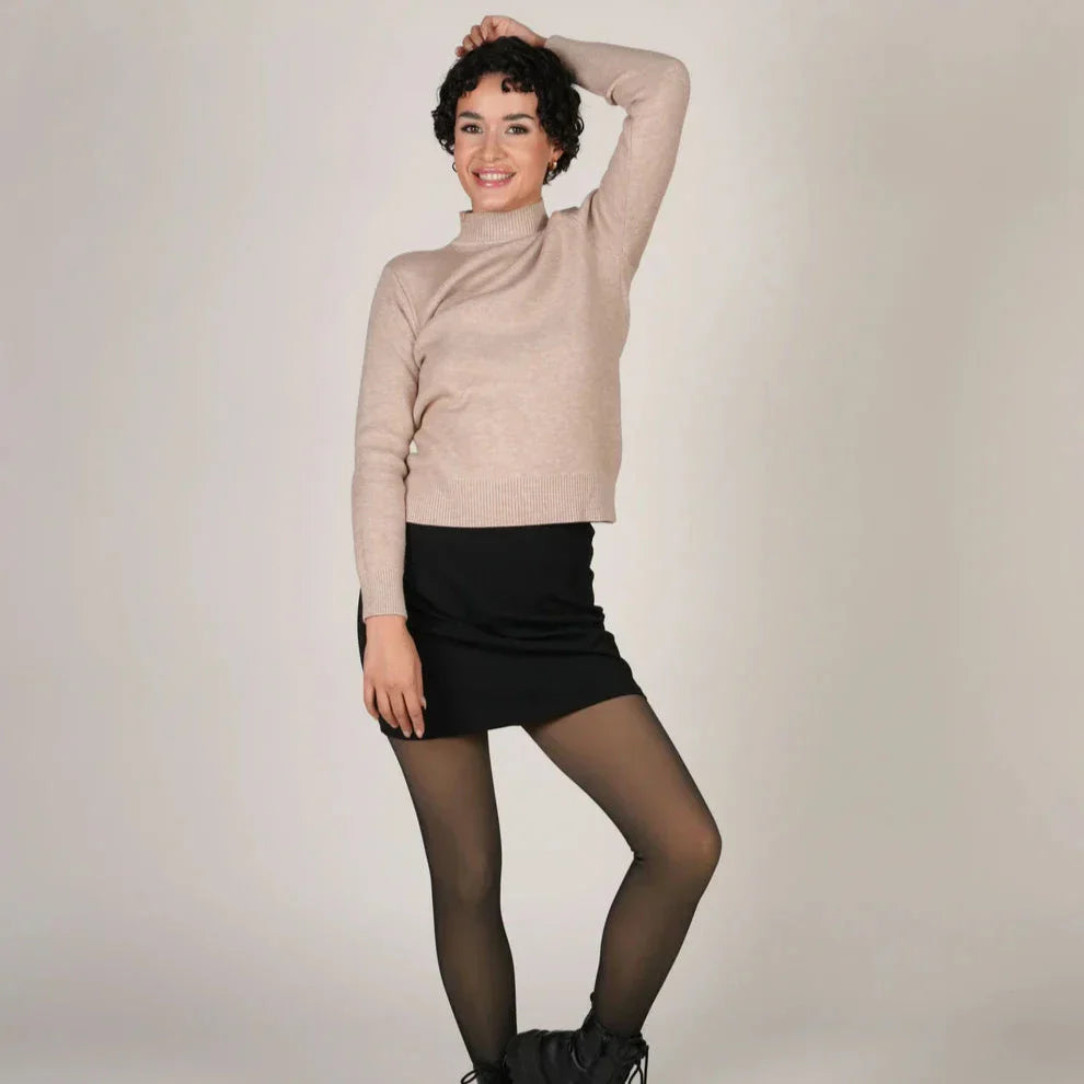 The transparent polar tights