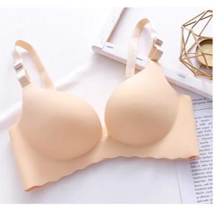 Soutien-gorge liftant pour un galbe naturel en toute discrétion